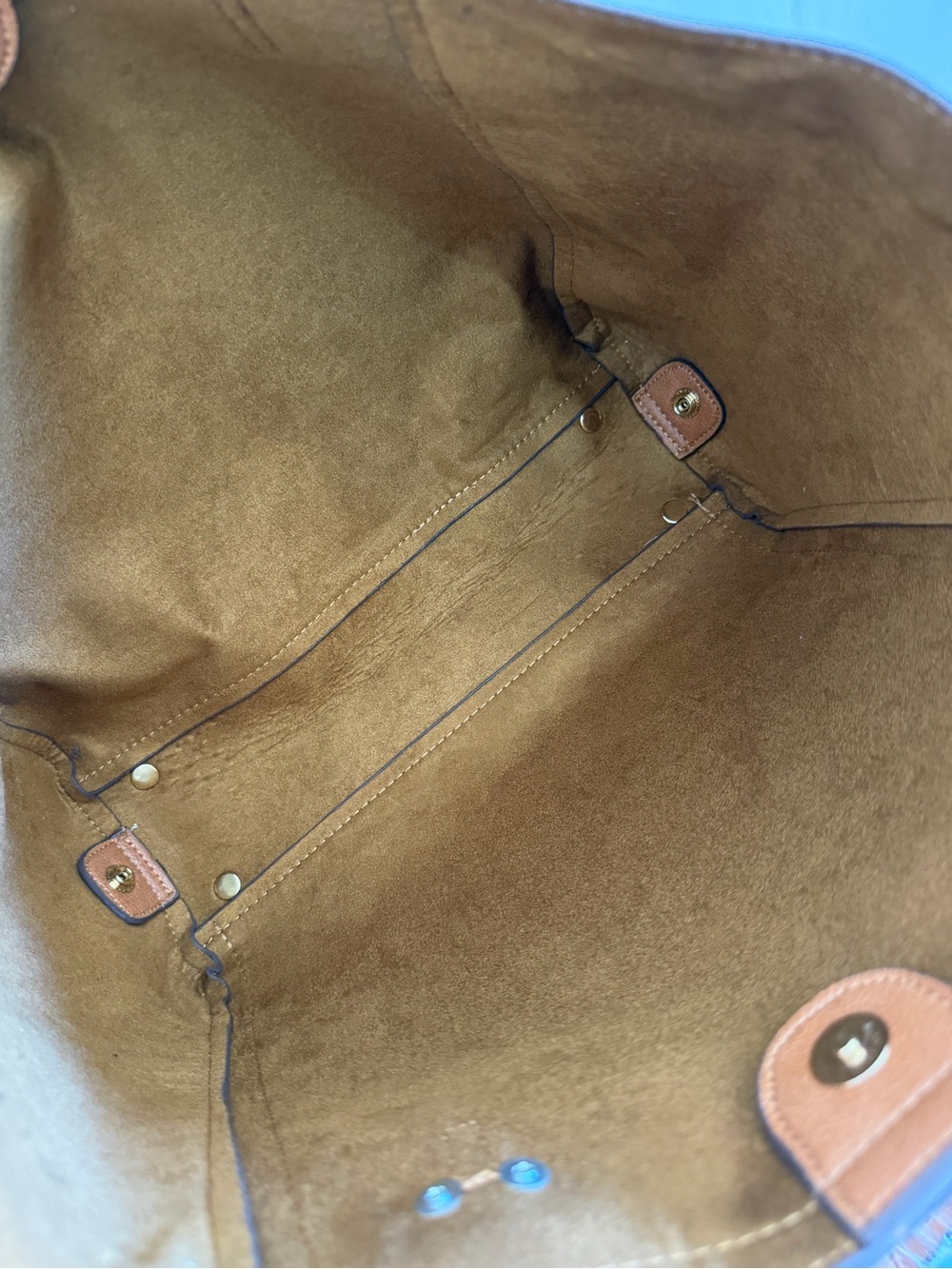 Bundle: Chico's Cork Tote with Gold Fleck Accents & Matching Belt. - Picture 11 of 11